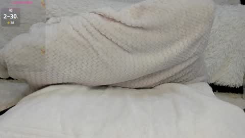 Nora online show from January 2025 04:20:01 PM