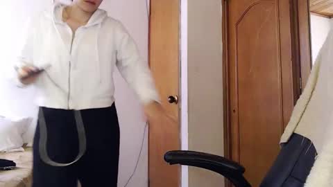 noreen_ online show from February 2026 06:12:01 PM