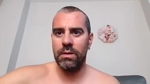 Snapshot of normalito42 chatting on September 2025 12:19:01 PM NORMALITO online show from September 2025 12:19:01 PM