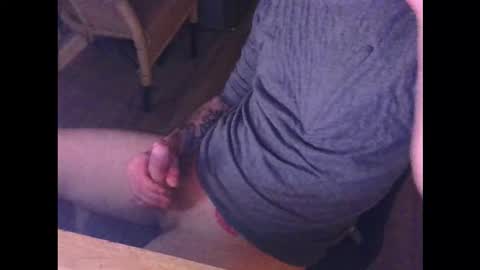 nostrezzzcum online show from November 2025 05:51:02 AM