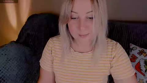 Snapshot of not_nakedcat chatting on September 2025 06:06:02 AM hi glad to chat online show from September 2025 06:06:02 AM