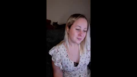 Snapshot of not_nakedcat chatting on October 2025 01:50:01 PM hi glad to chat online show from October 2025 01:50:01 PM