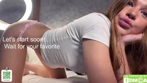 notecarret online show from November 2025 07:49:02 PM