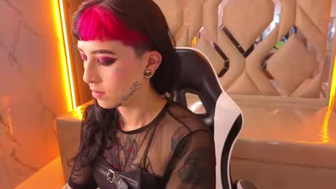 Snapshot of nova_kitty_tx chatting on December 2025 08:15:02 PM Live 1500am 2100pm online show from December 2025 08:15:02 PM