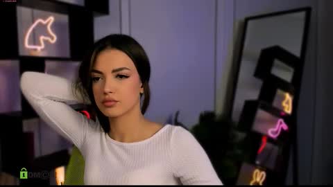 Snapshot of nova_rune chatting on October 2025 07:00:01 PM Nova online show from October 2025 07:00:01 PM