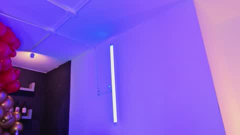 Nova Salvatore online show from February 2026 04:07:01 AM