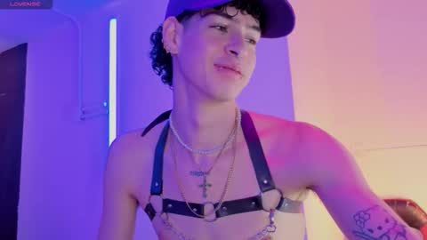 Nova Salvatore online show from February 2026 05:06:02 AM