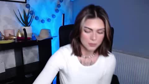 Snapshot of nova_sin chatting on December 2025 07:57:02 AM Nova online show from December 2025 07:57:02 AM