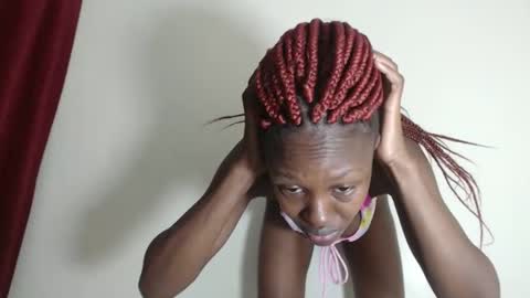 nova_vixen online show from December 2025 05:05:01 AM