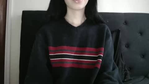 Olivia online show from April 2026 01:23:01 PM