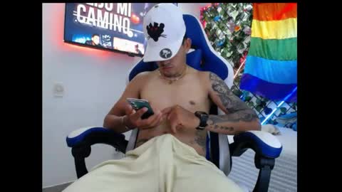 novaluxstudio online show from May 2026 06:04:02 PM