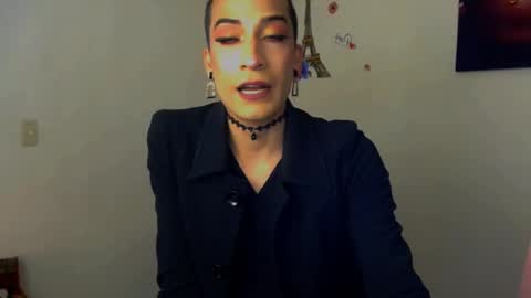 Nova...  online show from September 2025 10:04:02 PM