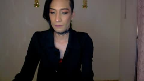 Nova...  online show from November 2025 11:40:02 PM