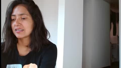 novaperotti online show from December 2024 07:44:01 PM