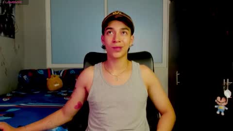 Snapshot of noxx_stark chatting on February 2026 01:09:02 AM Noxx online show from February 2026 01:09:02 AM