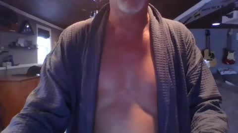 Snapshot of nudistguy194549 chatting on December 2024 07:43:01 PM Nudistguy online show from December 2024 07:43:01 PM