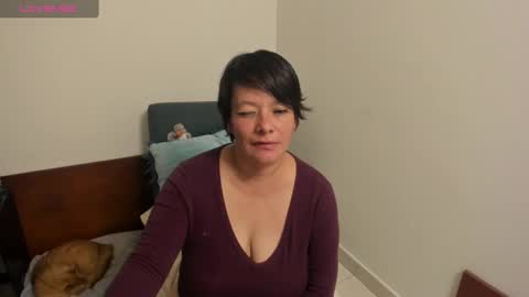 nuit_rose online show from January 2025 05:10:01 AM