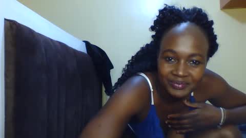 Snapshot of nutgal_ chatting on October 2025 04:53:02 PM nutgal online show from October 2025 04:53:02 PM