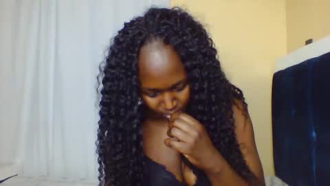 Snapshot of nutgal_ chatting on October 2025 11:00:01 AM nutgal online show from October 2025 11:00:01 AM