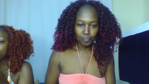 Snapshot of nutgal_ chatting on December 2025 08:01:02 AM nutgal online show from December 2025 08:01:02 AM