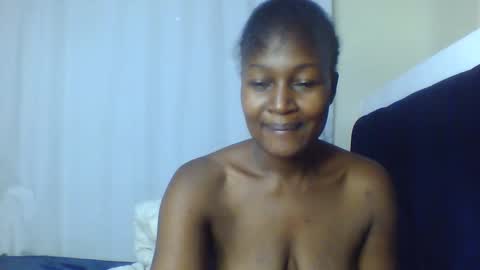 Snapshot of nutgal_ chatting on February 2026 10:40:02 AM nutgal online show from February 2026 10:40:02 AM