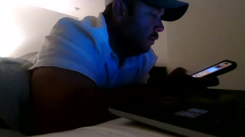 nuttincowboy727272 online show from May 2026 12:29:01 AM