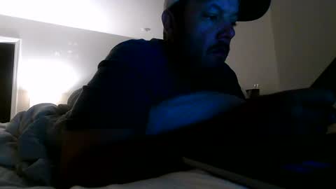 nuttincowboy727272 online show from May 2026 12:49:02 AM