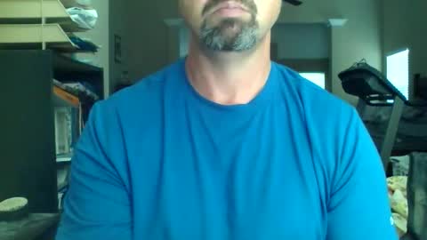 nvrenuff1979 online show from April 2026 12:58:01 PM