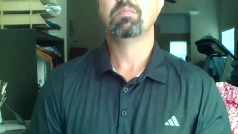 nvrenuff1979 online show from May 2026 12:33:01 PM