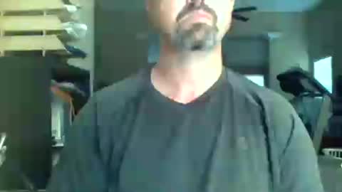 nvrenuff1979 online show from May 2026 11:28:01 AM