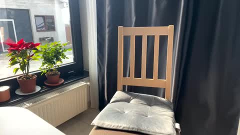 Snapshot of nyconik chatting on February 2025 09:53:02 AM Nicol online show from February 2025 09:53:02 AM