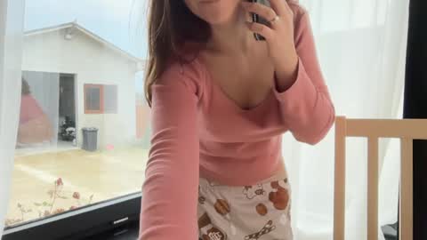 Snapshot of nyconik chatting on December 2025 12:36:02 PM Nicol online show from December 2025 12:36:02 PM