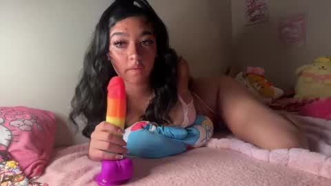 nylasinns online show from May 2026 02:18:01 AM