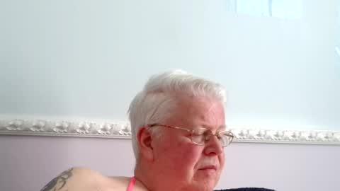 stockings  suspenders mad online show from May 2026 12:00:01 PM