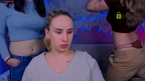 Mira online show from May 2026 07:43:01 PM
