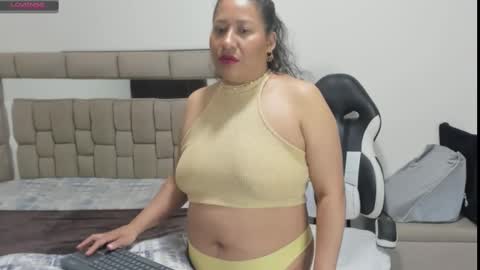 nyomi browm online show from March 2025 05:50:02 AM