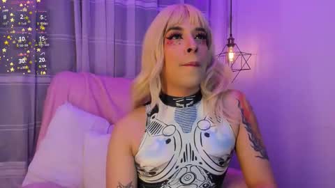 Snapshot of nyx__blackwood chatting on November 2025 03:40:02 AM nyx__blackwood online show from November 2025 03:40:02 AM