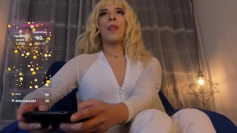 Snapshot of nyx__blackwood chatting on January 2026 04:06:01 AM nyx__blackwood online show from January 2026 04:06:01 AM