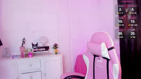 Snapshot of nyx_blackmoon chatting on January 2026 02:23:01 PM Nyx BlackMoon online show from January 2026 02:23:01 PM