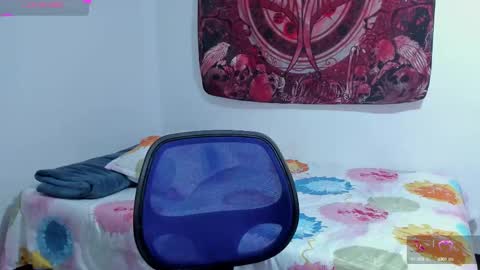 Snapshot of nyx_darkmoor chatting on February 2025 10:20:01 PM Nyx And Agatha online show from February 2025 10:20:01 PM