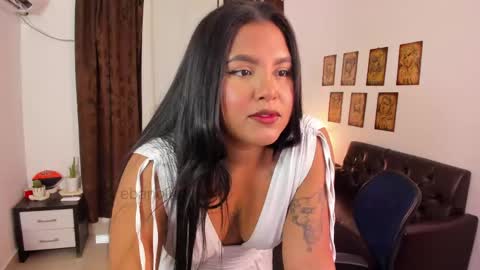 Hi im lu  followme here and instagram ebonalu  online show from April 2026 09:49:02 PM