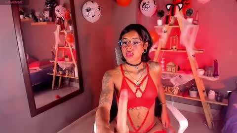 Nyx online show from October 2025 10:10:01 PM