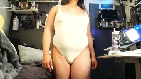 NyxRaven online show from December 2024 09:28:02 AM