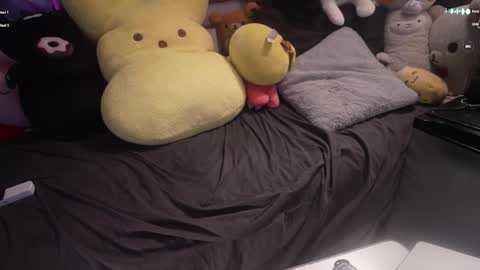 NyxRaven online show from November 2025 07:35:02 PM