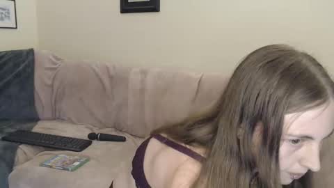 Snapshot of nzplaytime chatting on January 2025 06:27:02 AM Stef Derek online show from January 2025 06:27:02 AM