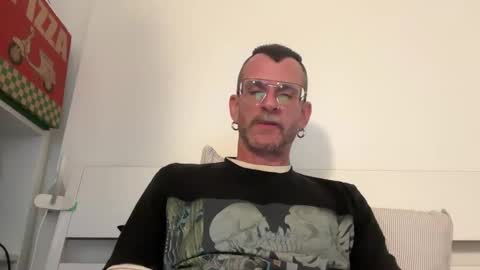 Snapshot of o_johnny_deep_o chatting on February 2026 03:21:01 PM Jonathan Deep online show from February 2026 03:21:01 PM