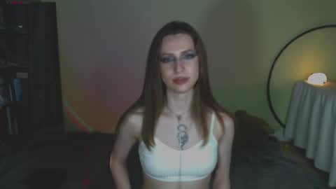 Oaklyn online show from June 2026 09:07:02 PM