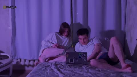 Snapshot of oakpatch chatting on April 2026 05:18:01 PM miki online show from April 2026 05:18:01 PM