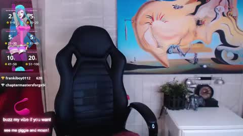 Snapshot of obedientt_ chatting on February 2025 08:22:02 AM Moonlight online show from February 2025 08:22:02 AM