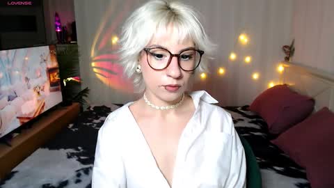 Moonlight online show from December 2025 08:32:02 AM